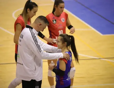 BÜSZKE VAGYOK, HOGY A HAZÁMAT KÉPVISELEM