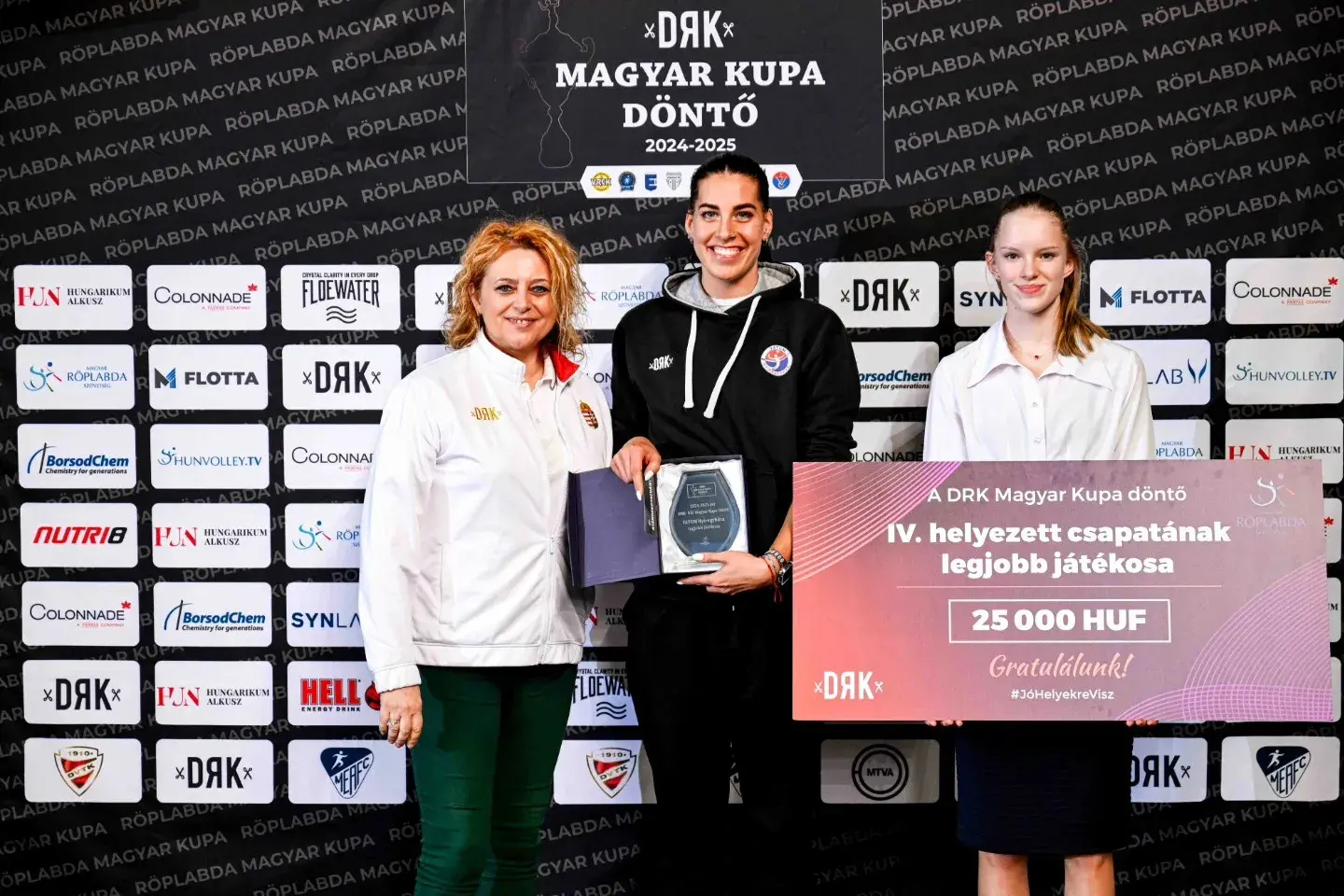 FÓKUSZBAN A CENTEREK