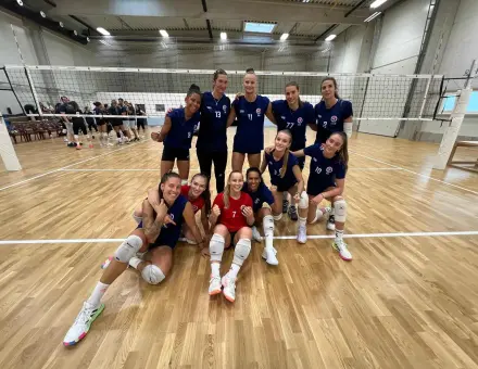 TÚL AZ ELSŐ EDZŐMECCSEN