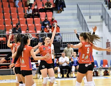 VISSZA A GYŐZTES ÚTRA!